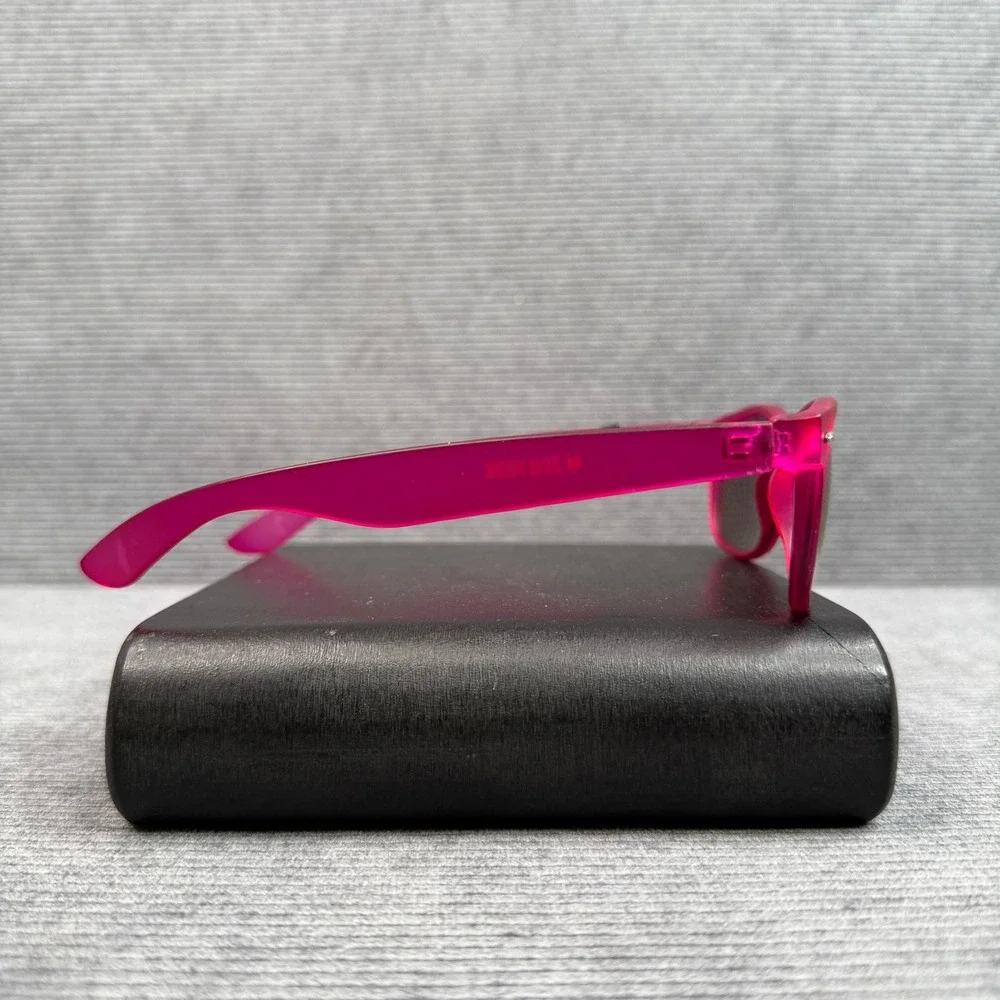 Zoo York Pink Translucent Wayfarer Y2K Sunglasses Blue Mirrored 20050-822650-ZYS